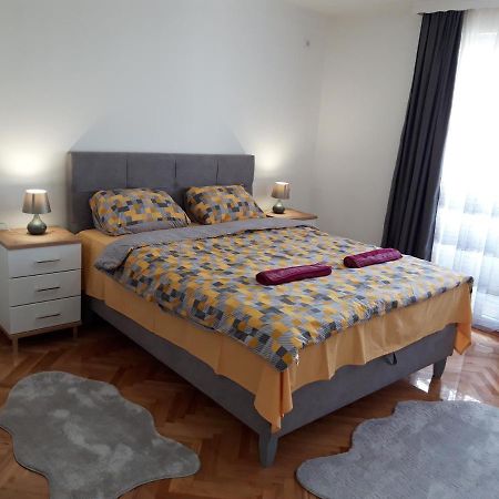 Stan na dan Simikic Apartment Bijeljina Luaran gambar