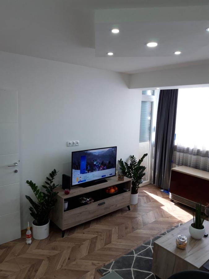 Stan na dan Simikic Apartment Bijeljina Luaran gambar